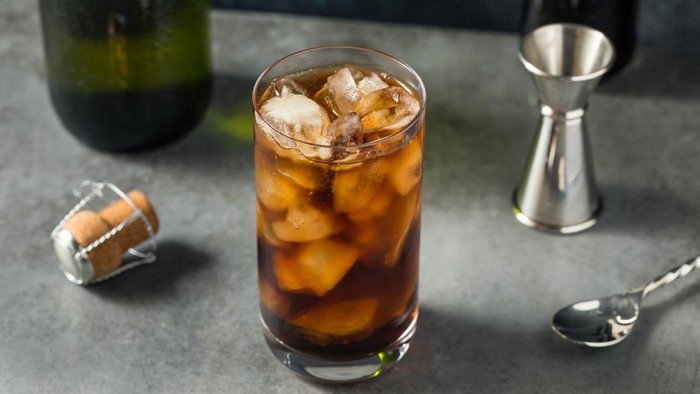 5 Makanan-Minuman Sehari-hari yang Tak Terduga Bisa Picu Kanker, Menurut Dokter Harvard