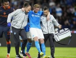 De Bruyne Cedera Setelah Tendang Penalti, Napoli Khawatirkan Dampak Cedera