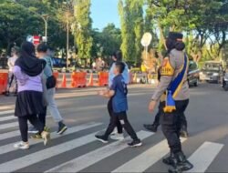 **Mojang Lodaya Turun Gunung, Polisi Wanita Bogor Patroli Lalu Lintas di CFD**