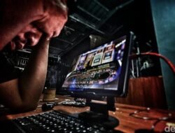 Siswa SMP Terancam oleh Judol-Pinjol