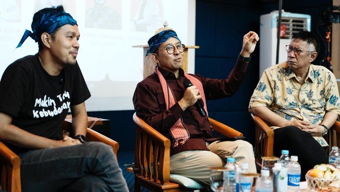 Menbud Fadli Zon Luncurkan Single Kolaborasi Musik Kolintang & Balafon - Update 1