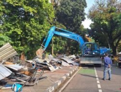 “Pasar Barito Dibongkar, Sentra Fauna Lenteng Agung Jadi Tumpuan Baru Pedagang”
