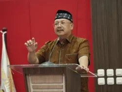 **Komjen Chryshnanda: Hukum sebagai Simbol Kemanusiaan di Kuliah Umum Unhas**