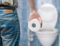 “Perubahan pada Feses: Suatu Pertanda Kanker Usus Besar yang Jarang Diperhatikan”