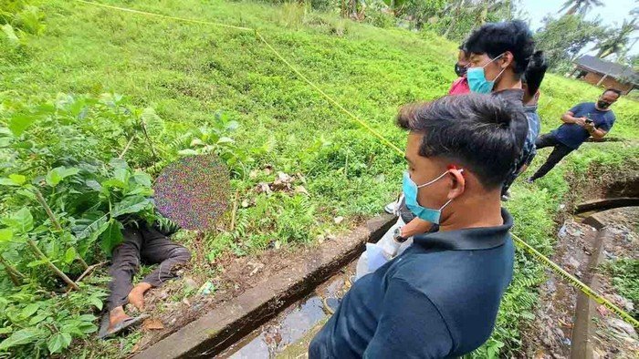 Mandor di Gianyar Tewas dengan Luka Memar dan Gergaji di TKP: Dugaan Siksa Timbul dari Pelaku Lebih dari Satu Orang