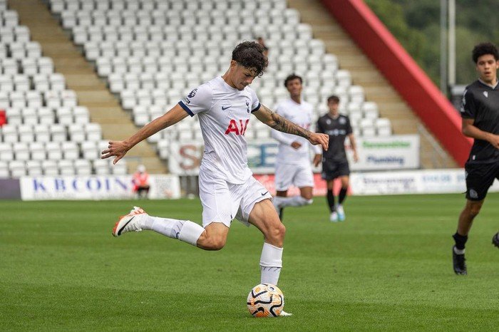 Eks Akademi Chelsea dan Tottenham Ini Segera Perkuat Timnas Thailand: Ini Kisahnya!