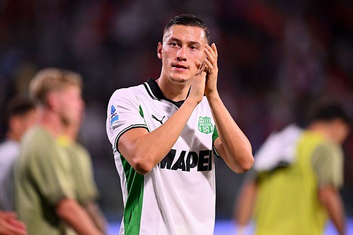 Jay Idzes Ungkap Target Bersama Sassuolo: Mimpikan Peringkat Atas di Serie A!