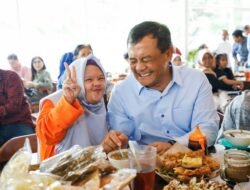 1. “Momen Ahmad Luthfi Makan Soto Bareng Difabel: Perjuangan dan Kolaborasi untuk Kebahagiaan Seluruh Masyarakat”