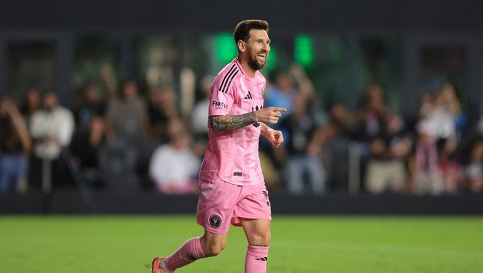 Messi Pilih Tetap di Inter Miami: Kontrak Baru Sampai 2028
