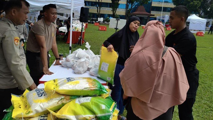 Polri Salurkan 122.951 Ton Beras SPHP, Stabilisasi Pangan untuk Rakyat
