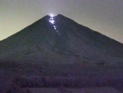 Semeru Melelehkan Ketakutan, Warga Berhadapan dengan Banjir Lahar