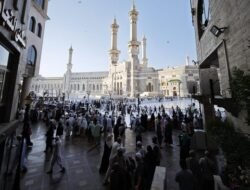 Jelajahi Masa Tinggal Jemaah Haji 2026 RI di Arab Saudi: 41 Hari, 126 Kali Makan Menyapa Tradisi!