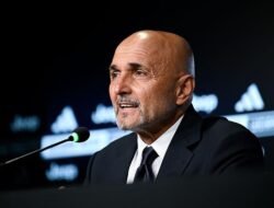 “Spalletti Punya Tato Napoli, kok Latih Juventus? Misteri Cinta dan Konflik”