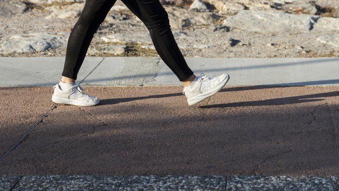 Jalan Kaki: Kuncinya, Menurut Penelitian Harvard Ungkap Cara Jalan Kaki yang Bisa Cegah Kena Kanker!