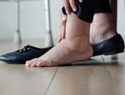 Jarang Disadari, Ini 5 Gejala Awal Kanker Paru yang Ternyata Muncul di Kaki!