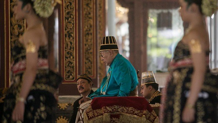 Raja Keraton Solo Pakubuwono XIII Tutup Usia, Warisan Budaya Indonesia Terancam