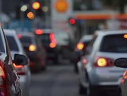 Menyusuri Tol Arah Jakarta, Ini 5 Titik Kepadatan yang Wajib Anda Hindari!