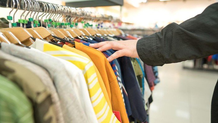 Langkah Awal Pemulihan Sektor Industri dan UMKM Ditandai dengan Perangi Penyelundupan Produk Manufaktur