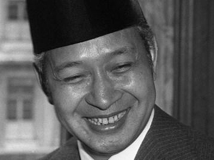 Bahlil: Prabowo Terima dan Pertimbangkan Usulan Soeharto, Pahlawan Nasional?