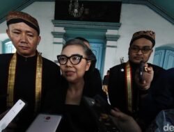 PB XIII Wafat, Trono Solo Terus Dihelat oleh KGPAA Hamangkunegoro sebagai Penerus