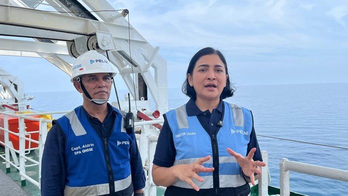 **Ditut Pelni Minta Warga Waspada Calo Tiket Jelang Natal: Beli di Jalur Resmi**