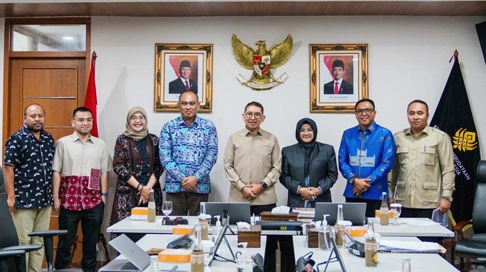 Terima Kunjungan Bupati Siak, Fadli Zon Bahas Pelestarian Budaya Melayu - Update 1