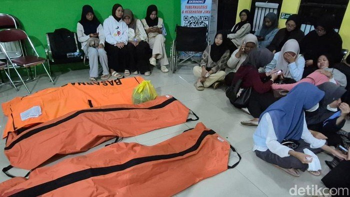 6 Mahasiswa UIN Hanyut di Sungai Kendal, Pihak Kampus Buka Suara: Apa yang Sebenarnya Terjadi?