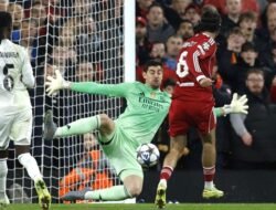 “Liverpool Berjuang keras melawan Courtois di Anfield”