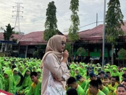 “Bripka Rissa, ‘Bunda Polisi’ Samarinda yang Menjadi Sukarelawan bagi Anak Korban Kekerasan”