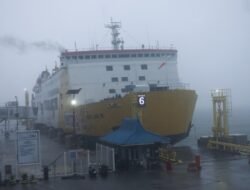 **ASDP Gandeng Teknologi Canggih, Tegaskan Prioritas Keselamatan di Cuaca Ekstrem**