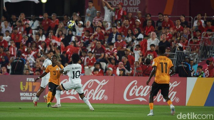 **Pelatih Zambia: Suporter Timnas U-17 Luar Biasa, Jadi Motivasi Kami** - Kemenangan Menakjubkan melawan Indonesia di Piala Dunia U-17