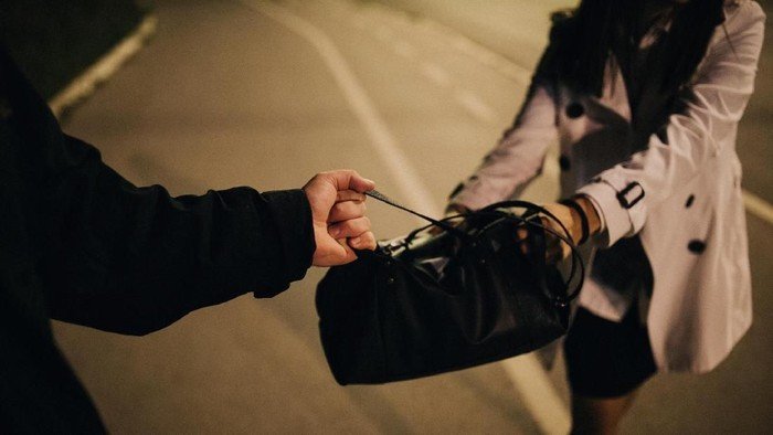 Wanita Dijambret di Bogor hingga Tersungkur dari Motor, Tas Raib - Update 1