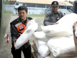 Garam di Langit, BPBD Modifikasi Cuaca Jakarta dengan 1.600 Kg Garam!