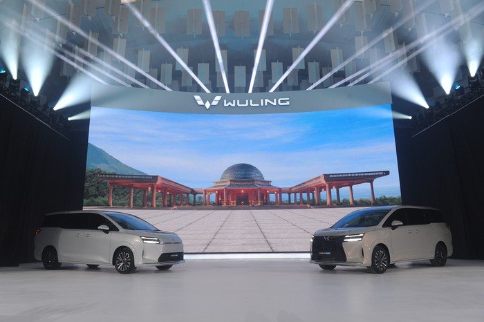 EV vs PHEV: Mana yang Lebih Unggul di Wuling Darion?