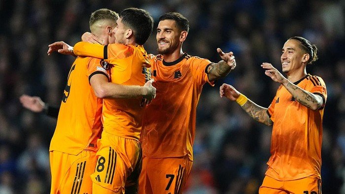Serigala Roma Gigit Mental Rangers, Menang 2-0 di Liga Europa!