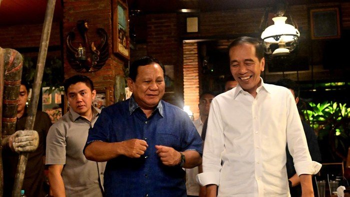 Prabowo Tegaskan: Tak Ada yang Perlu Ditakuti dari Jokowi!