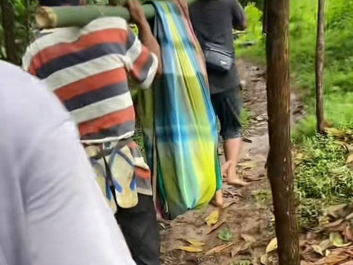 **DPRD Pandeglang Desak Pemkab Perbaiki Jalan Rusak, Warga Diharapkan Tak Perlu Ditandu Lagi**