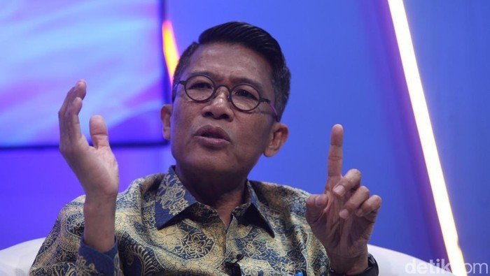 Misbakhun Dukung Soeharto: Gelar Pahlawan Nasional, Apakah Layak?