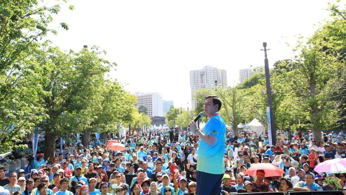 Funwalk DPD Raih 2 Rekor MURI, Sultan Proklamirkan 9 November sebagai Green Democracy Day