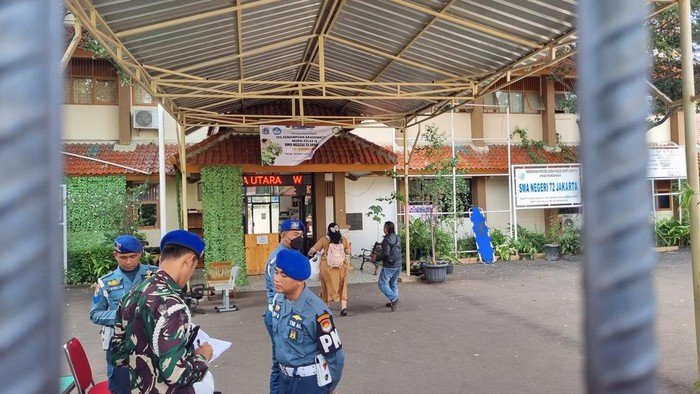 Ledakan di SMAN 72 Kelapa Gading, Kondisi Hari Ini: Aparat Masih Bertugas di Lokasi
