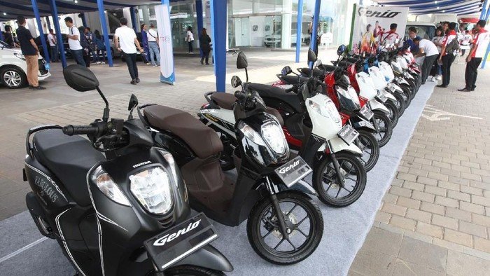 **Penjualan Motor Indonesia Mencapai Rekor di 2025: 5,427,253 Unit Dalam 10 Bulan**