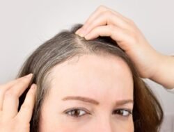 “UBAN, TANDA PERTAMA KANKER? Studi Ungkap Kaitan Tumbuh Uban dengan Sel Kanker, Begini Temuannya”