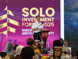 “Soroti Studi di Kampus-kampus, Luhut: UGM, Jangan Ijazah Mulu Diributin”