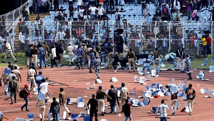 Tur Messi di Kolkata Ricuh, Fans Argentina Berontak Sambil Lepas Kursi!