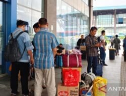 15 Ribu Lebih Pemudik Berangkat dari Terminal Pulo Gebang Saat Libur Natal – Update 3