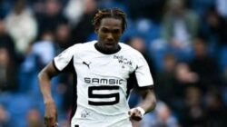 **Resmi! Liverpool Kalahkan Chelsea, Dapatkan Bek Muda Jeremy Jacquet**