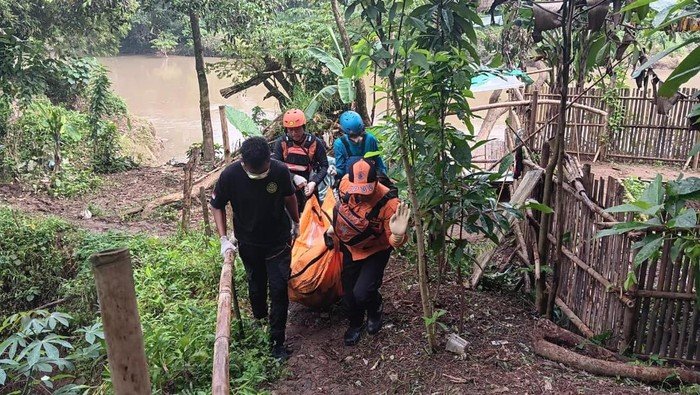 Tragedi Pekerja Renovasi Jembatan di Bogor: Ditemukan Meninggal di Sungai Cisadane