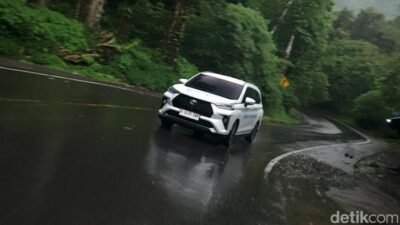 “Indonesia Bisa Jual 3 Juta Mobil per Tahun Andai Pajaknya Semurah di Malaysia: Kunci Sukses Industri Otomotif?”