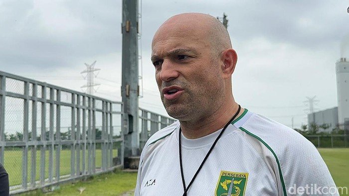 Tanpa Milos dan Bruno, Persebaya vs Bali United: Rencana Tavares Jadi Kunci!