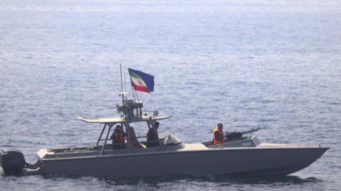 Garda Revolusi Iran Sita 2 Kapal Tanker di Perairan Teluk, Ancam Pasokan Global!